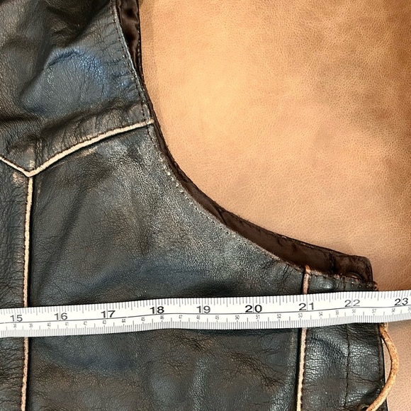 Leather Eagle Embossed Moto Style USA Vest 44 Goth Patriotic Bikecore Vintage - Picture 9 of 12